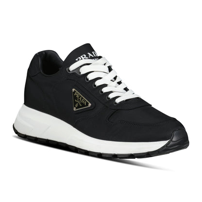 (PRADA BLACK/WHITE RE - NYLONTRAINER - UK 7.5 (Fit 8.5) - affluentarchivesUsed HIGH END DESIGNER CLOTHING