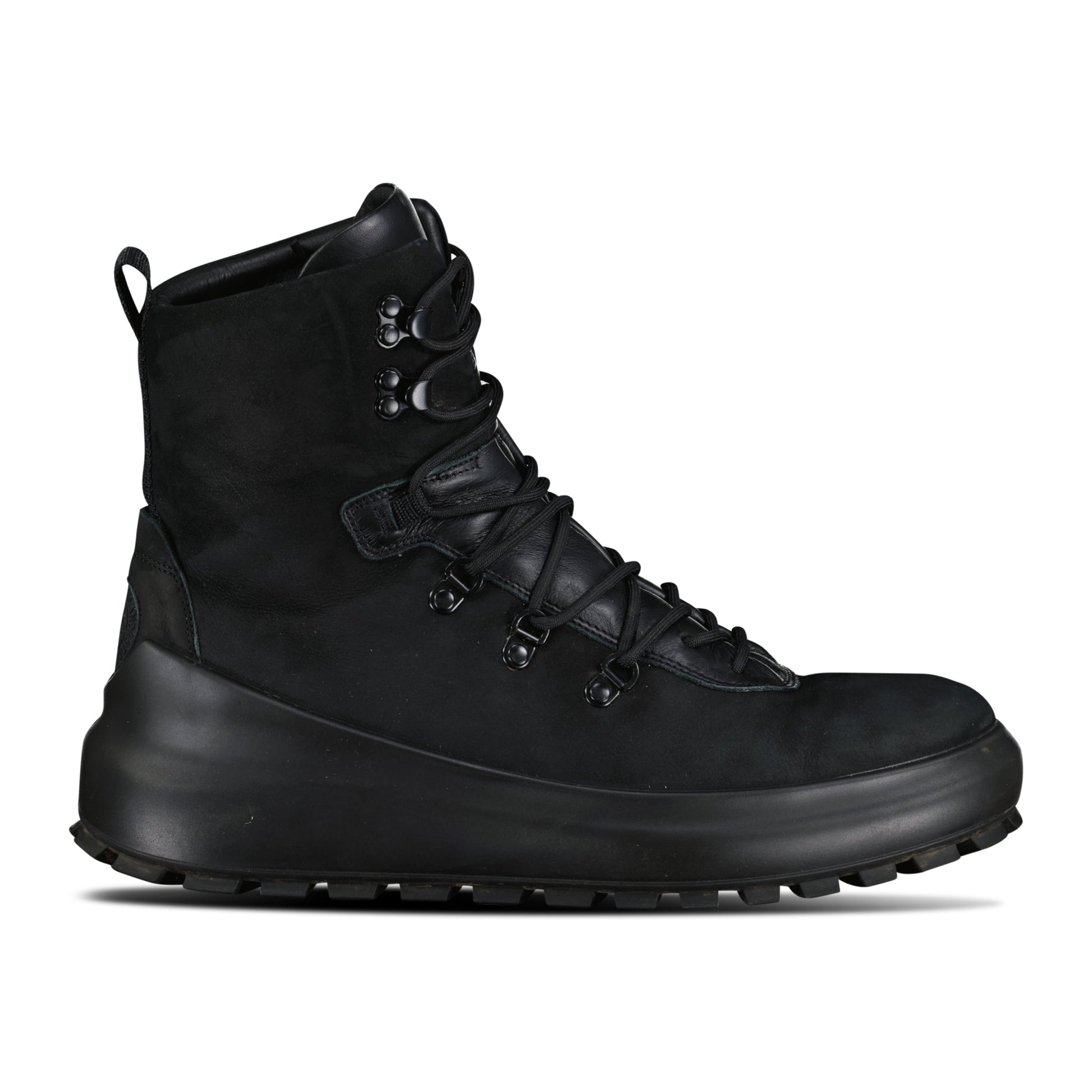 STONE ISLAND BLACK BOOT - UK 9 (43) - affluentarchivesUsed HIGH END DESIGNER CLOTHING